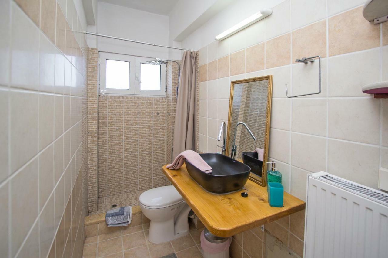 Luxury Skyline Apartment ペレカス エクステリア 写真